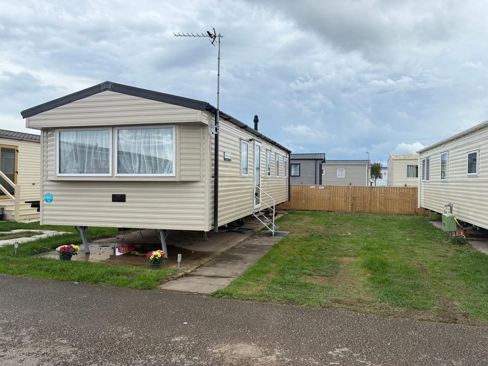 CCs rentals Campground/ 
RV Resort in Rhyl