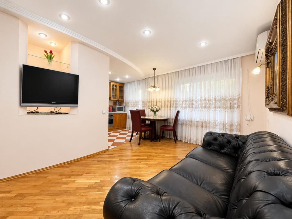 Воскресенская 12 Пассаж Apartment in Dnipro