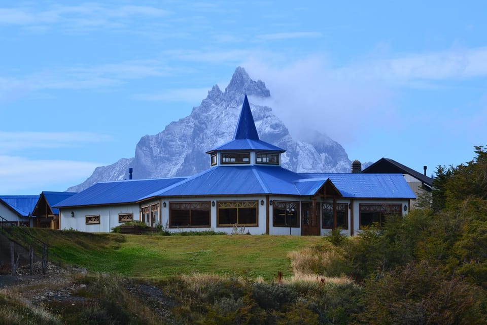 Property building, Restaurant/places to eat