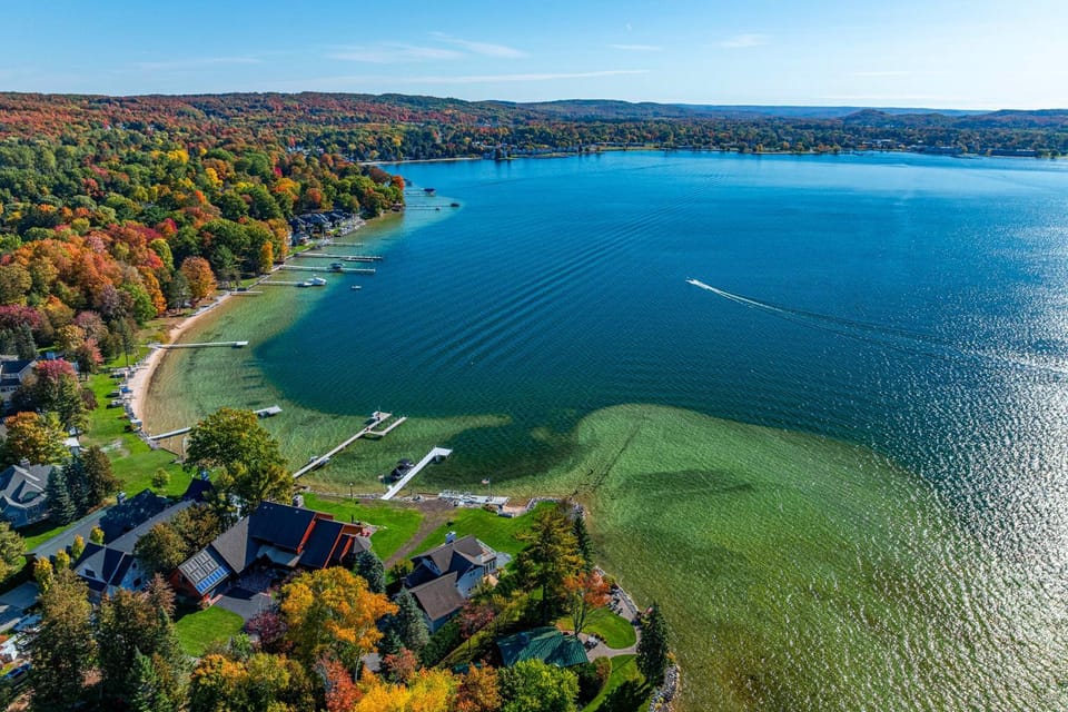 Waterfront Lake Charlevoix Cabin 8 Mi to Boyne Mtn Cabin in Boyne City