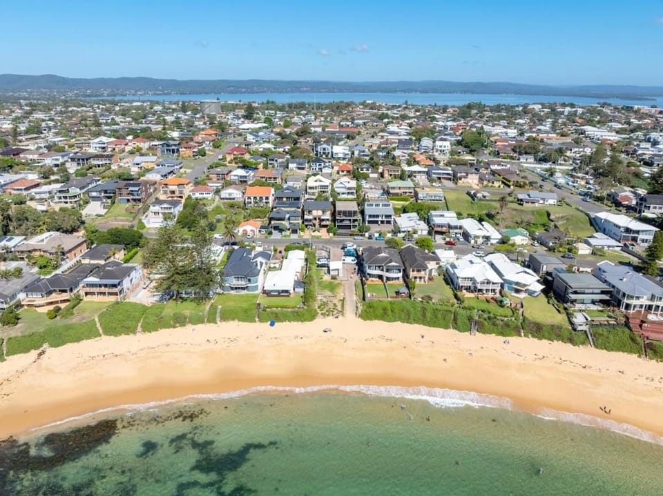 Beachside Retreat Granny Flat Apartment in Central Coast