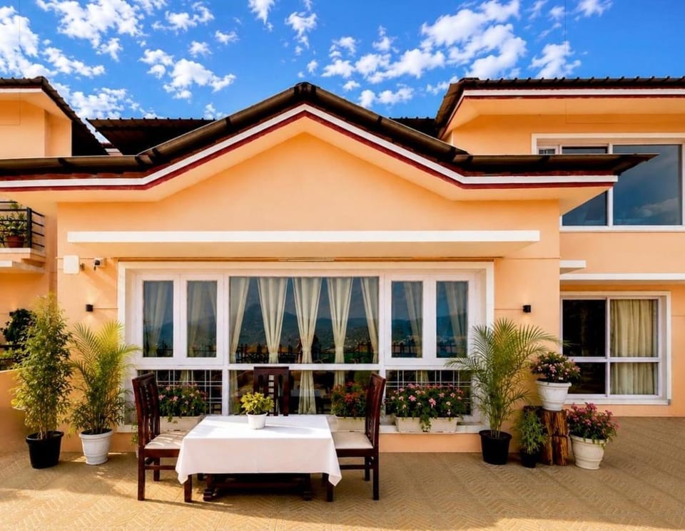 Property building, View (from property/room), Balcony/Terrace