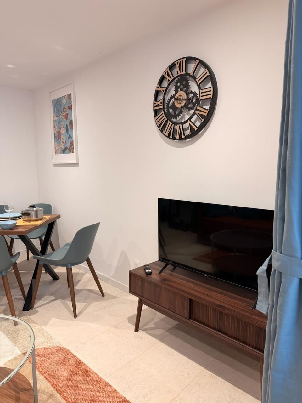 TV and multimedia, Living room