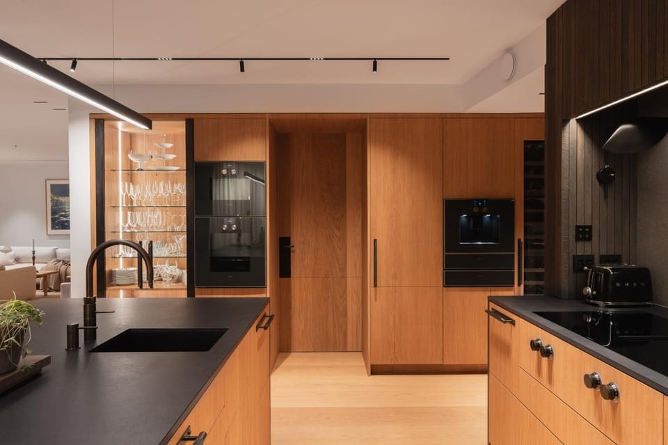 Kitchen or kitchenette, oven, stove