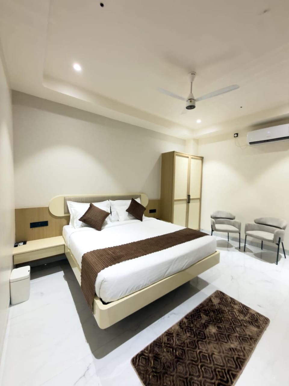 Hotel Landmark By Mansukh Hotel in India
