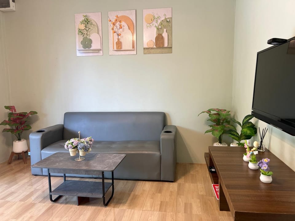 Lanta Maikaew Garden Home Apartment in Krabi Changwat