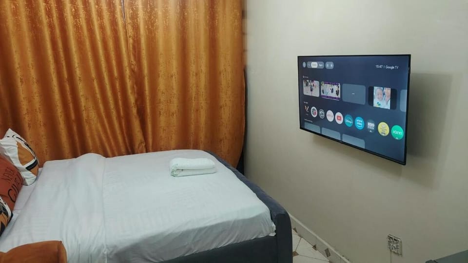 Bed, TV and multimedia