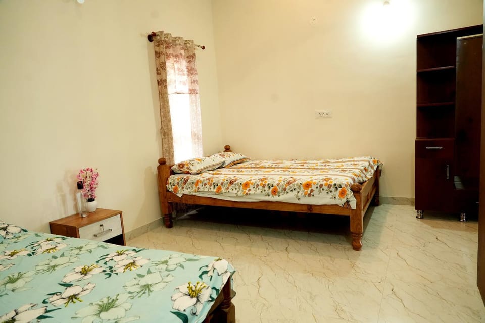 Chimneys Homestay - 2BH, Entire House, Estate, Home Food Villa in Sakleshpur