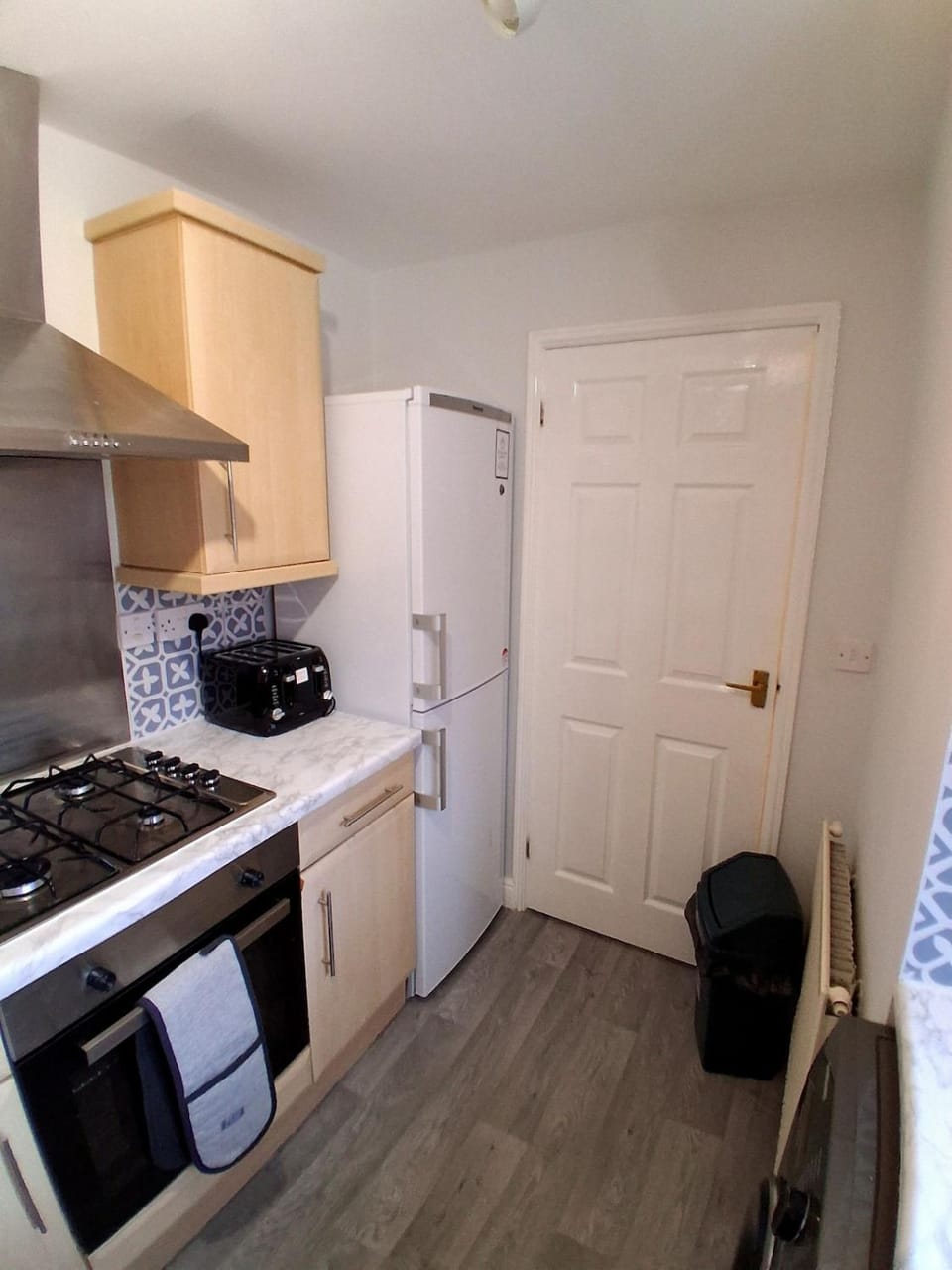 2-Bed house contractors Parking space Wi-Fi House in Bridgwater