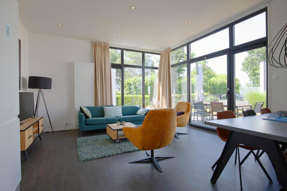 Breskens Chalet Albatross mit Zaun Nr B124 House in Zeeland, Netherlands