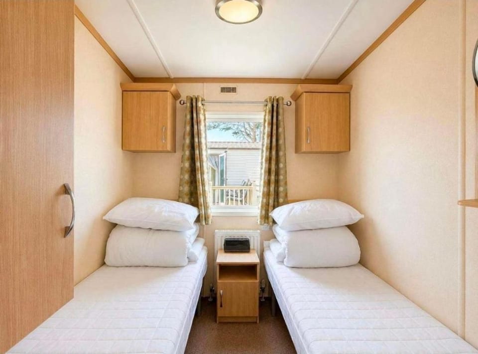 Carnaby Melrose 8 House in Tendring District
