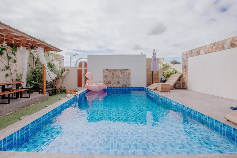 L&E Private Cabin by Quatra Belle Villas Cabin in Calabarzon