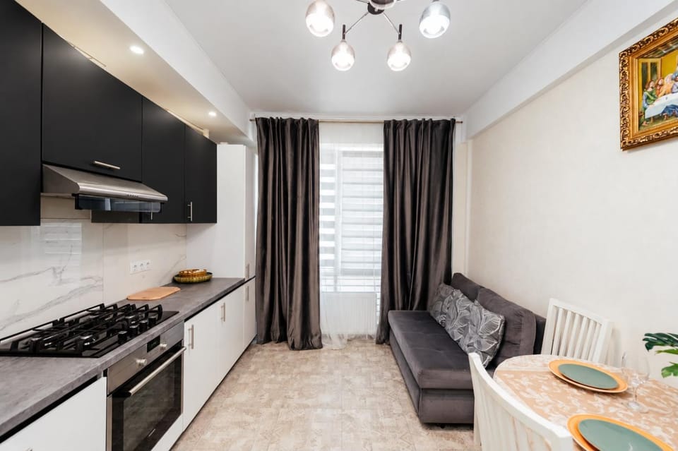 Rent Deluxe Apartment Apartment in Chișinău