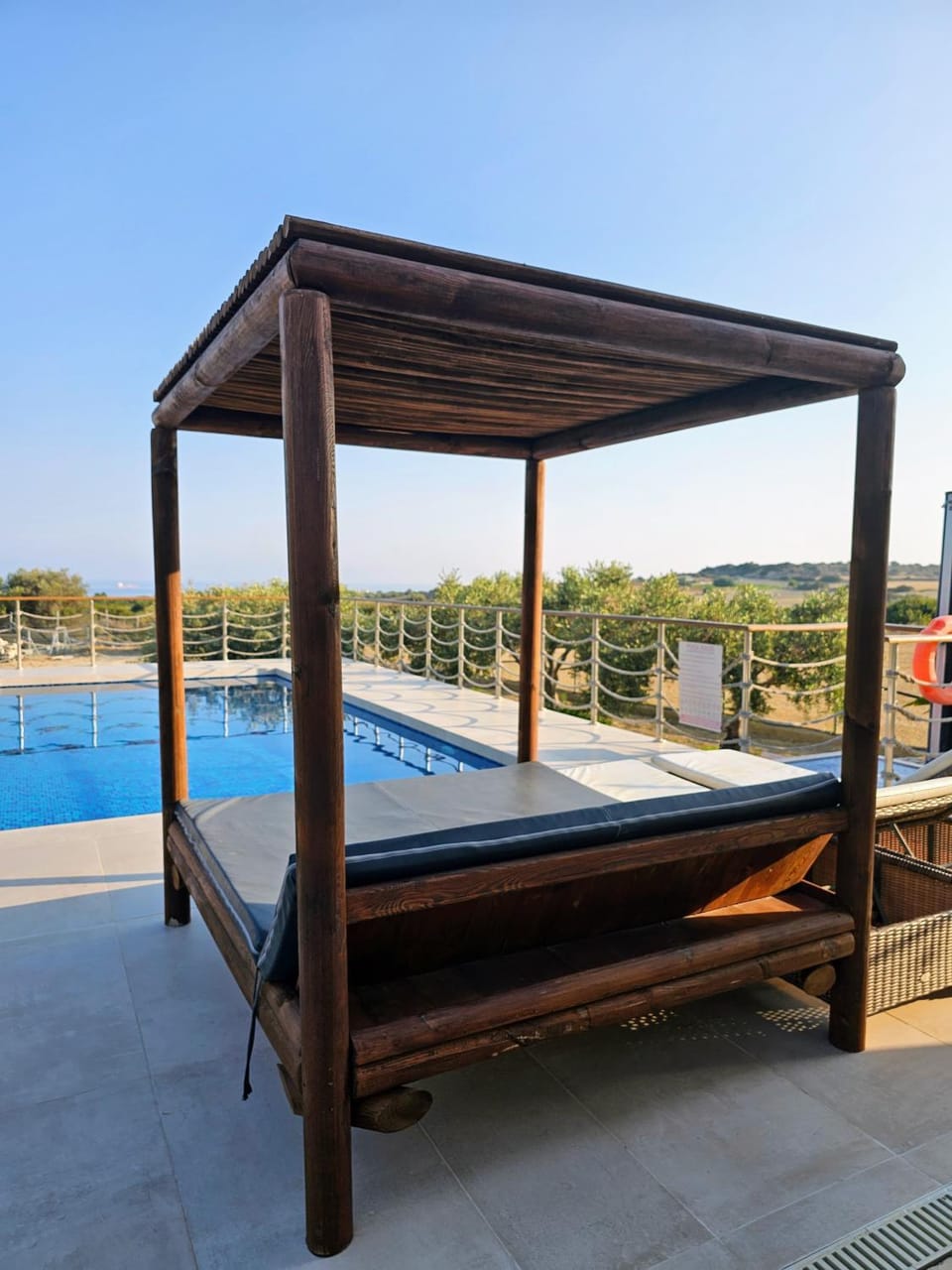 Day, Natural landscape, Pool view, Swimming pool, sunbed