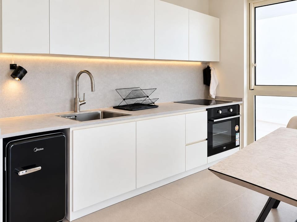 microwave, oven, kitchen