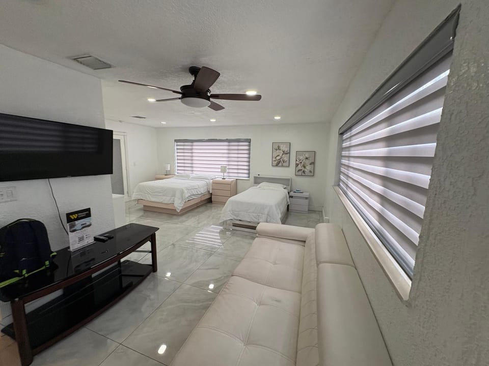 Comfortable Apartment Near Stadium and Beach Apartment in Miami Gardens