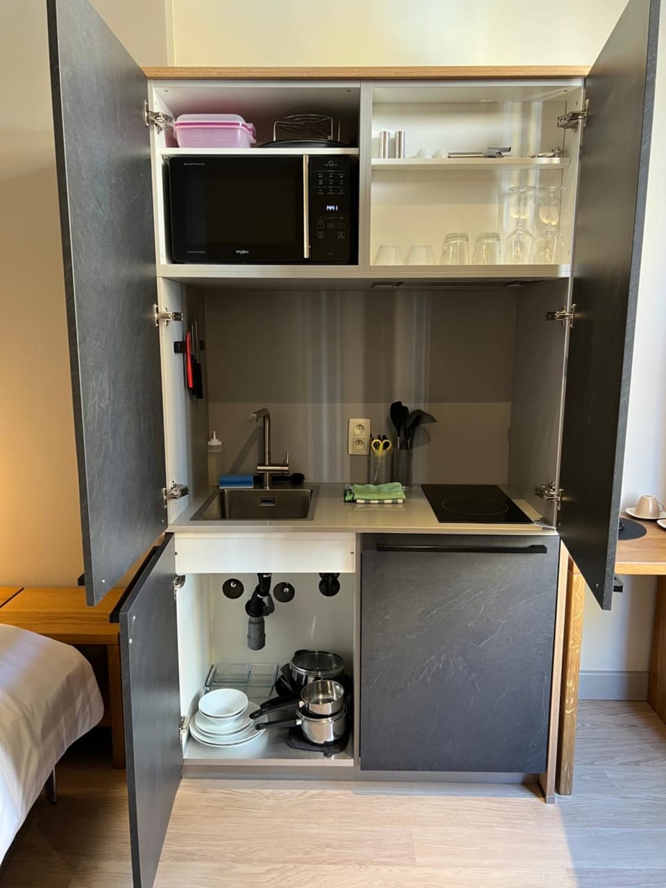 Kitchen or kitchenette