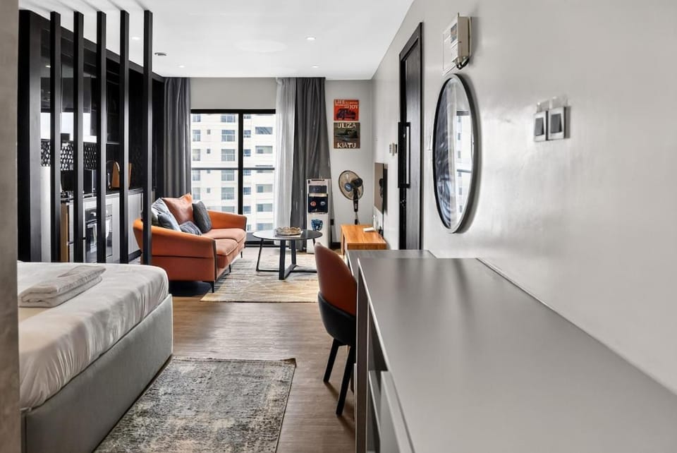 Skyline studio at Escada apartments, Westlands, Nairobi with restaurant and pool Apartment in Nairobi County