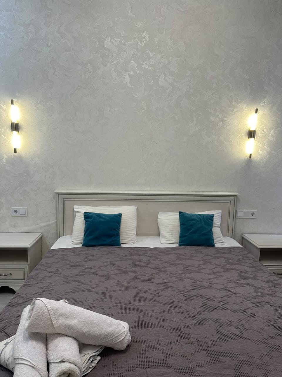 Large two-bedroom apartment Apartment in Almaty