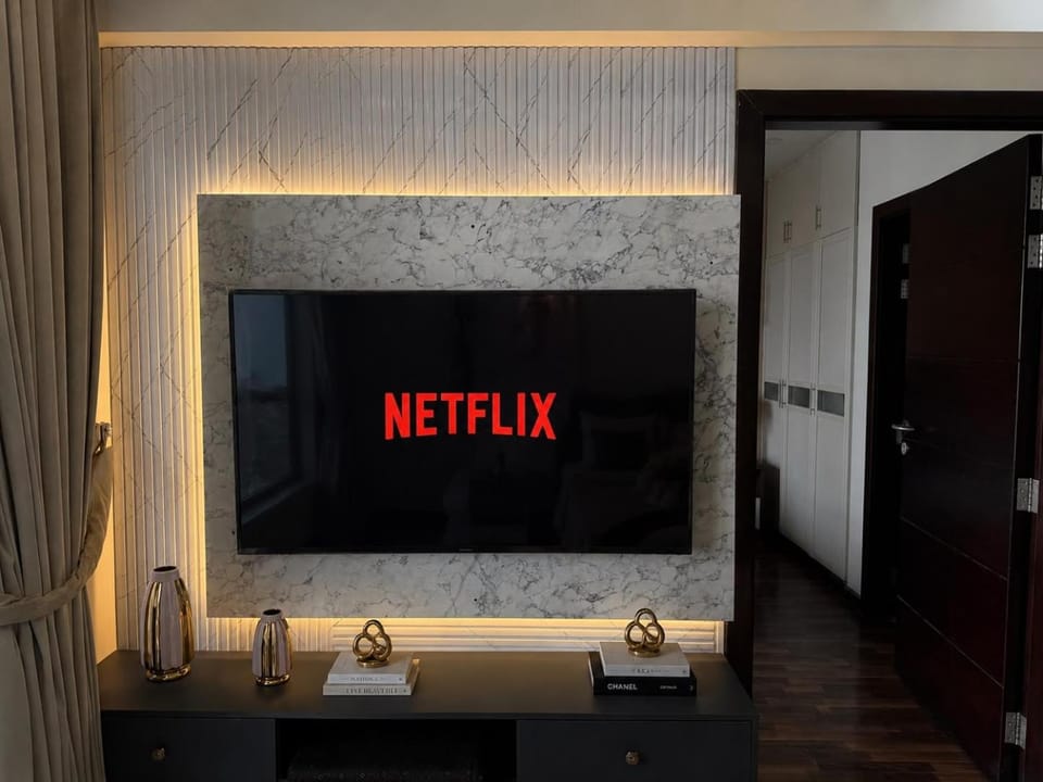Communal lounge/ TV room, TV and multimedia, Evening entertainment
