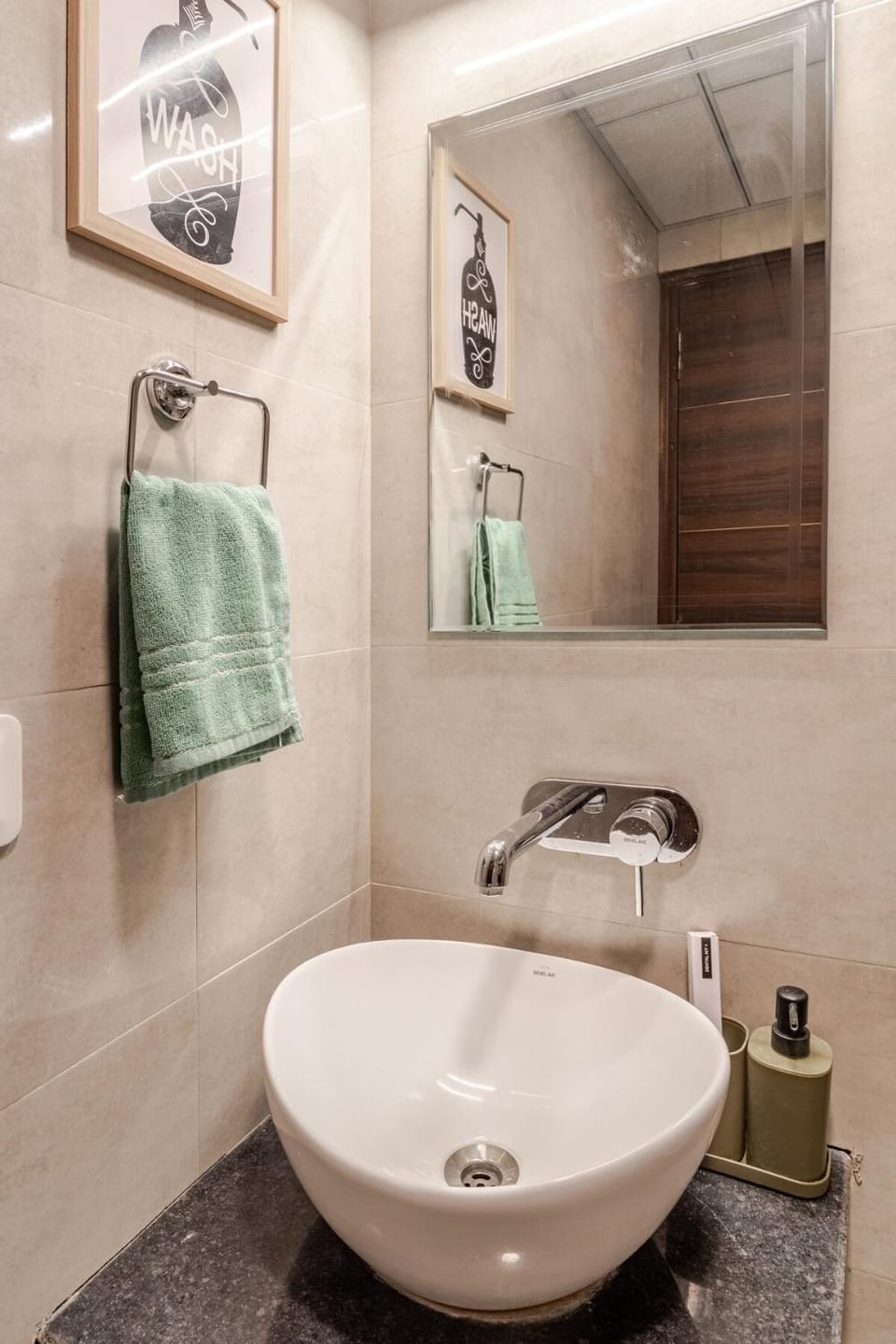 Elegant Studio Stay with Pool & Rooftop Escape Apartment in Jaipur