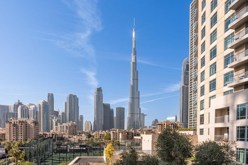 StayShort - Luxury 1 Bedroom in Downtown Burj Khalifa View Apartment in Dubai