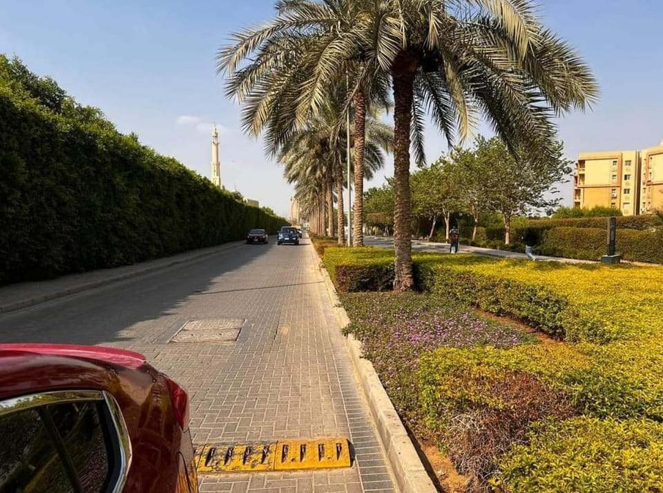 شقة دوبلكس مفروشة بحديقة ومدخل خاص Apartment in Egypt