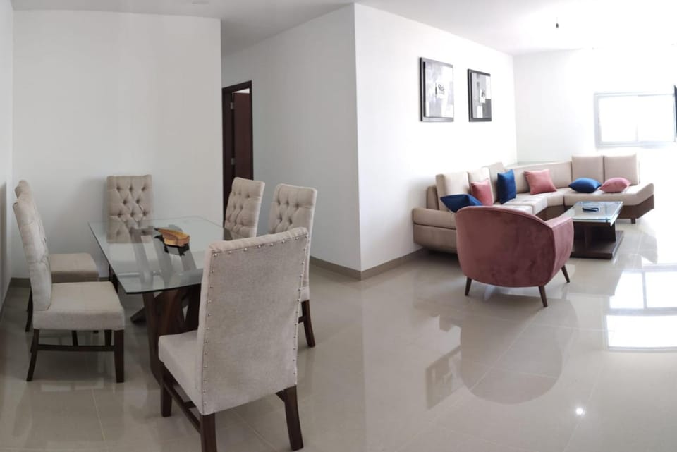 Living room, Dining area