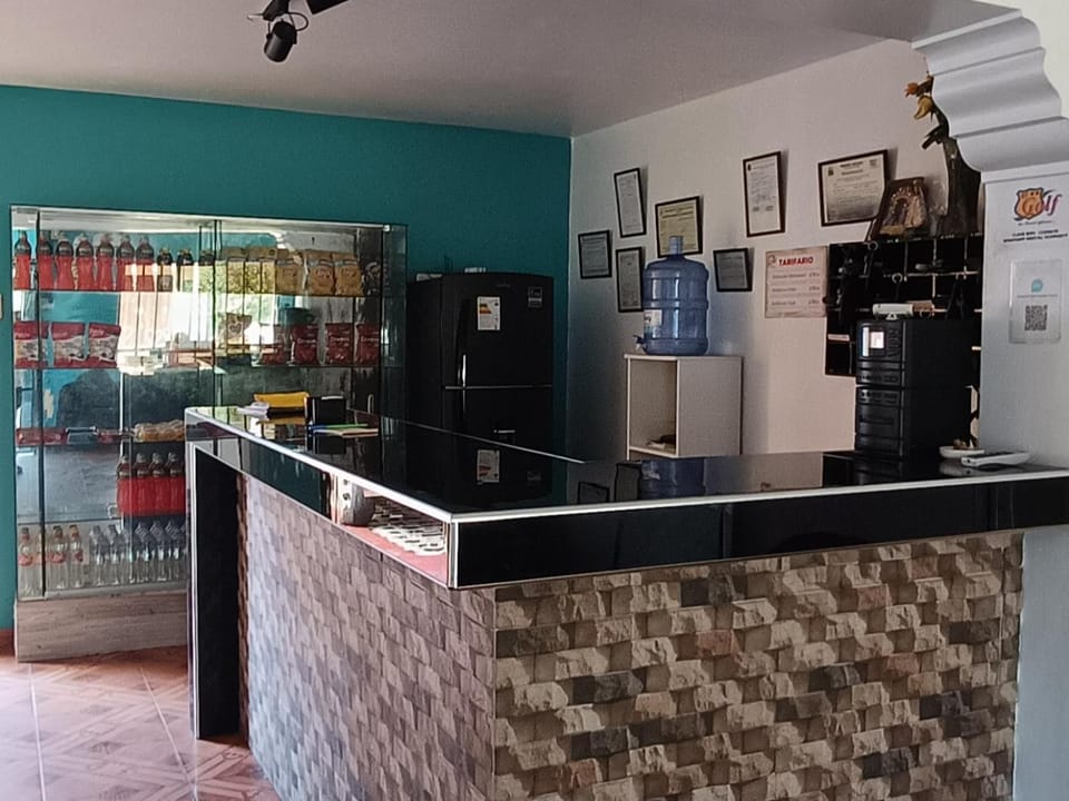 Hostal El Golf Bed and Breakfast in Ancash, Peru