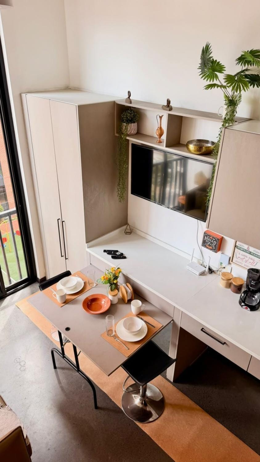 Living room, Dining area