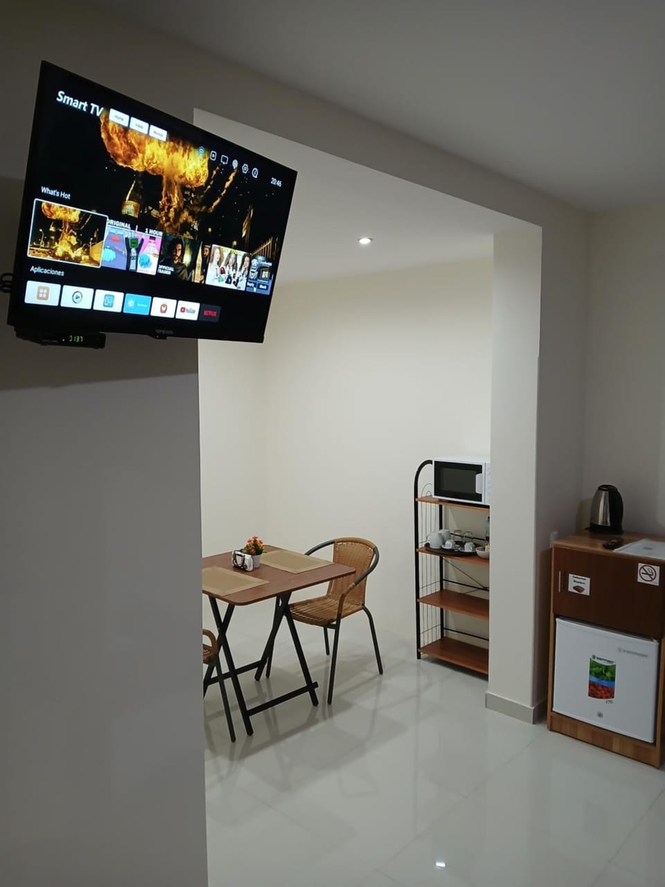 TV and multimedia, Dining area, minibar