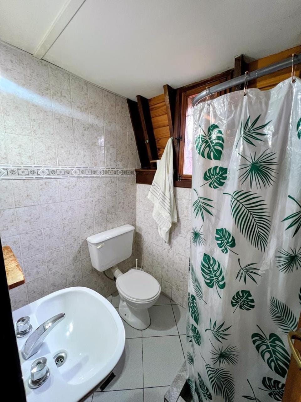 Casita Sol Naciente, céntrica con cochera Apartment in El Bolsón