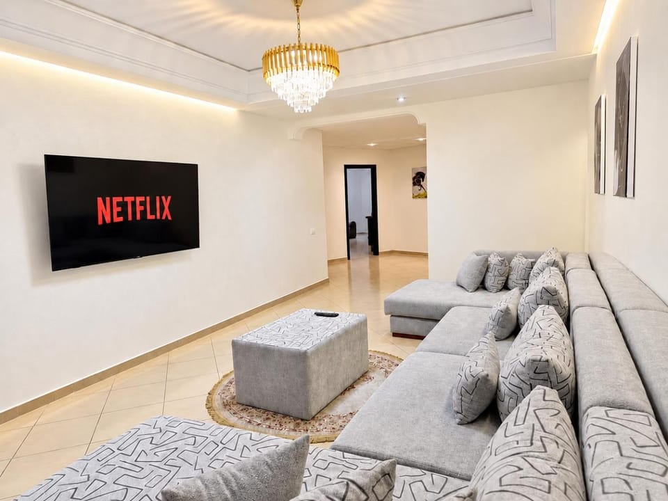 Tanger Prestige - Panoramic Terrace Apartment in Tangier