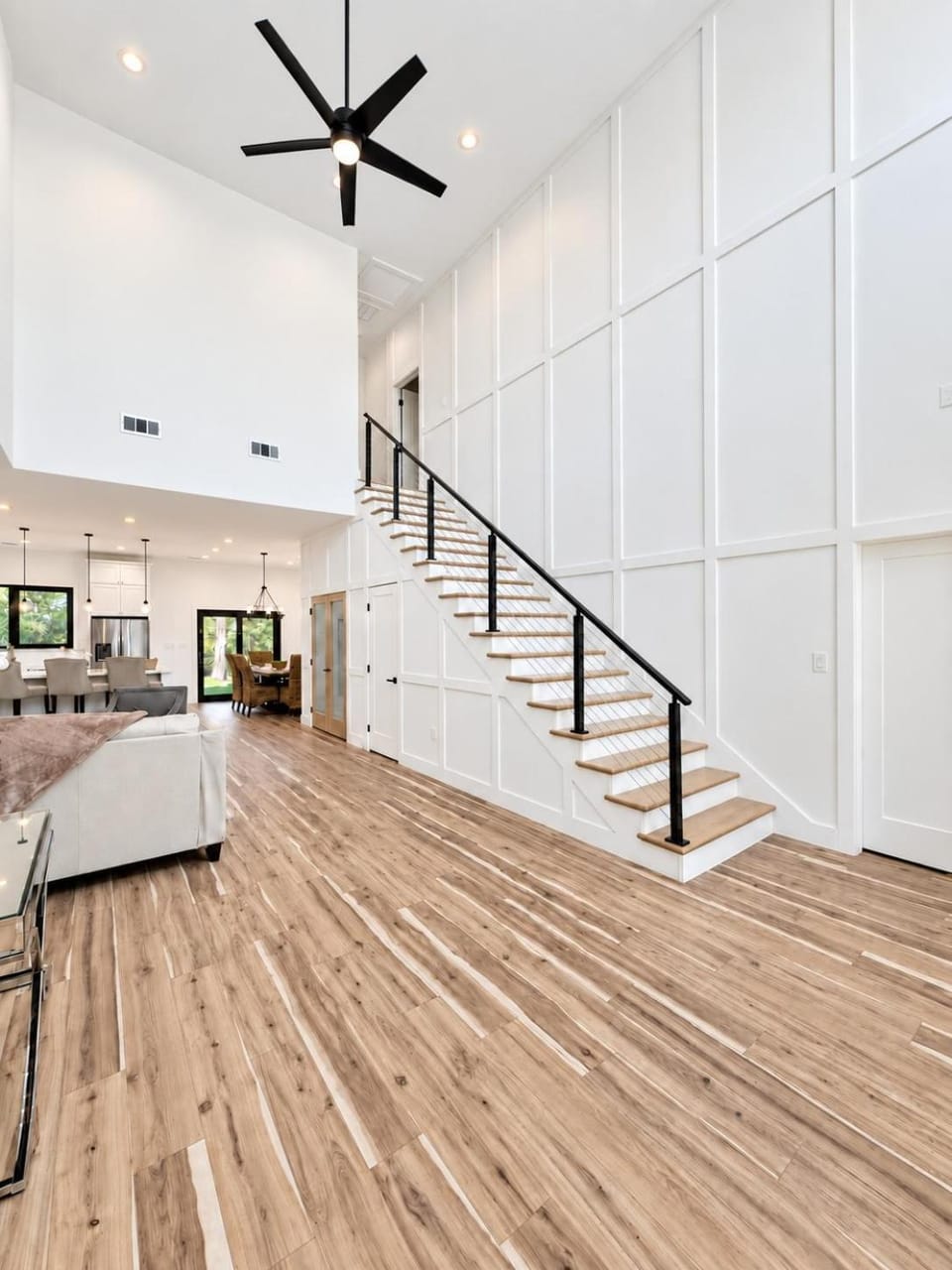 The White House with 2 Master Suites and 4 Private Baths House in Flower Mound