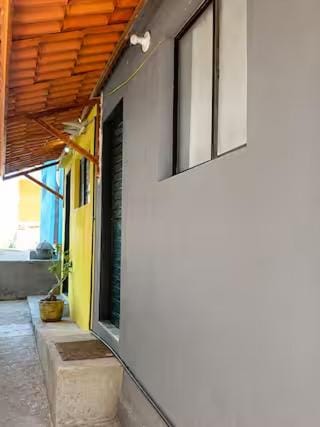 Chalé Amarelo Aconchegante no Centro de Pipa, Praia a 3 Minutos House in Pipa Beach