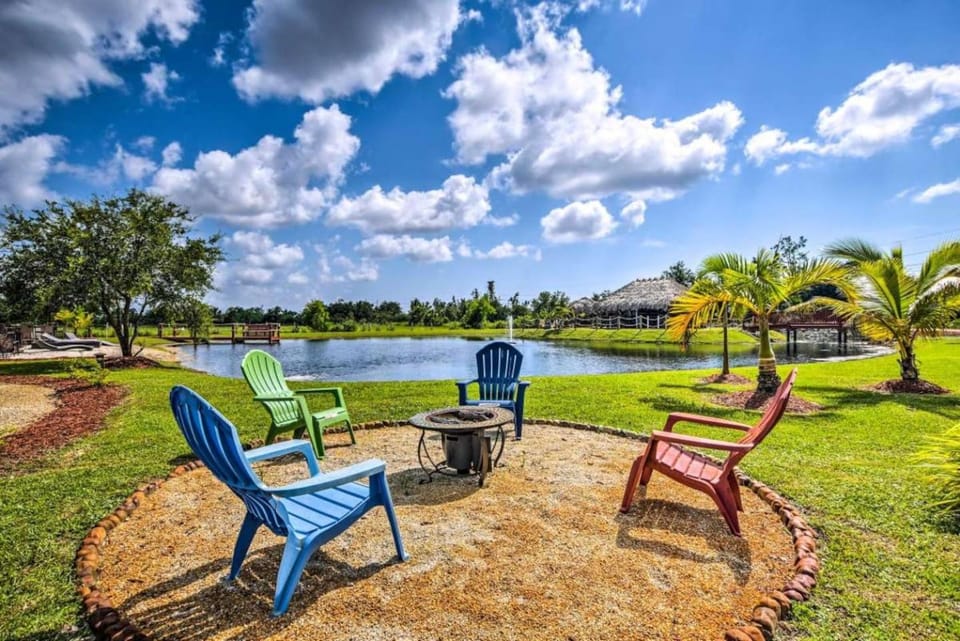 Haze Estate Weddings, Events, Pool, Lake & Bar House in Bonita Springs