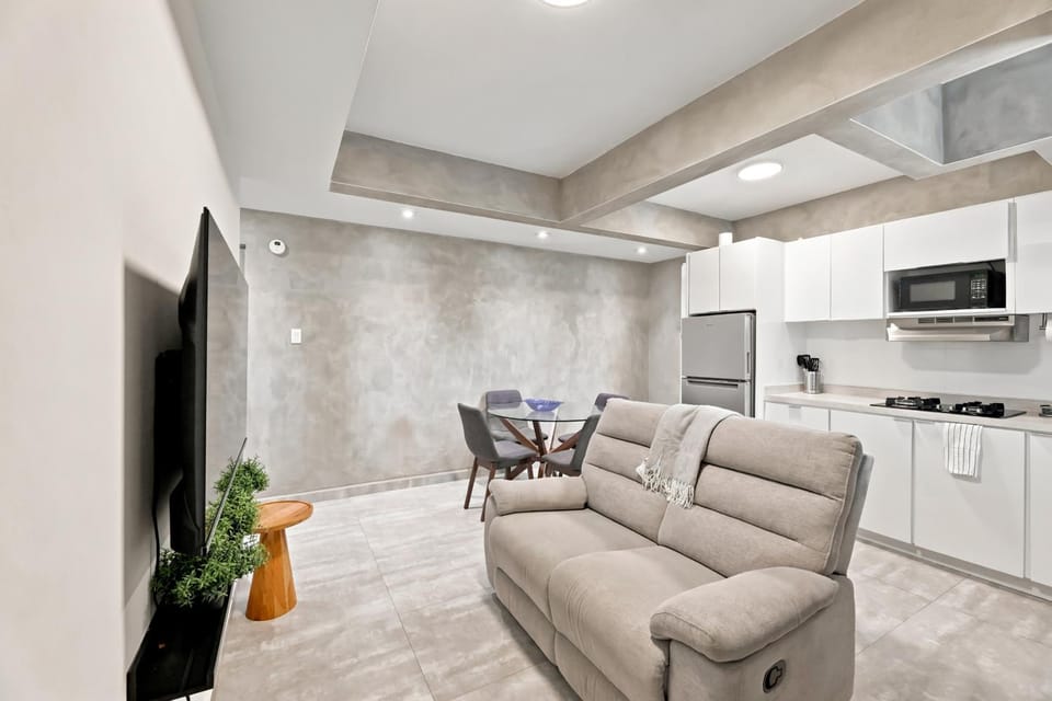 Communal lounge/ TV room, Living room