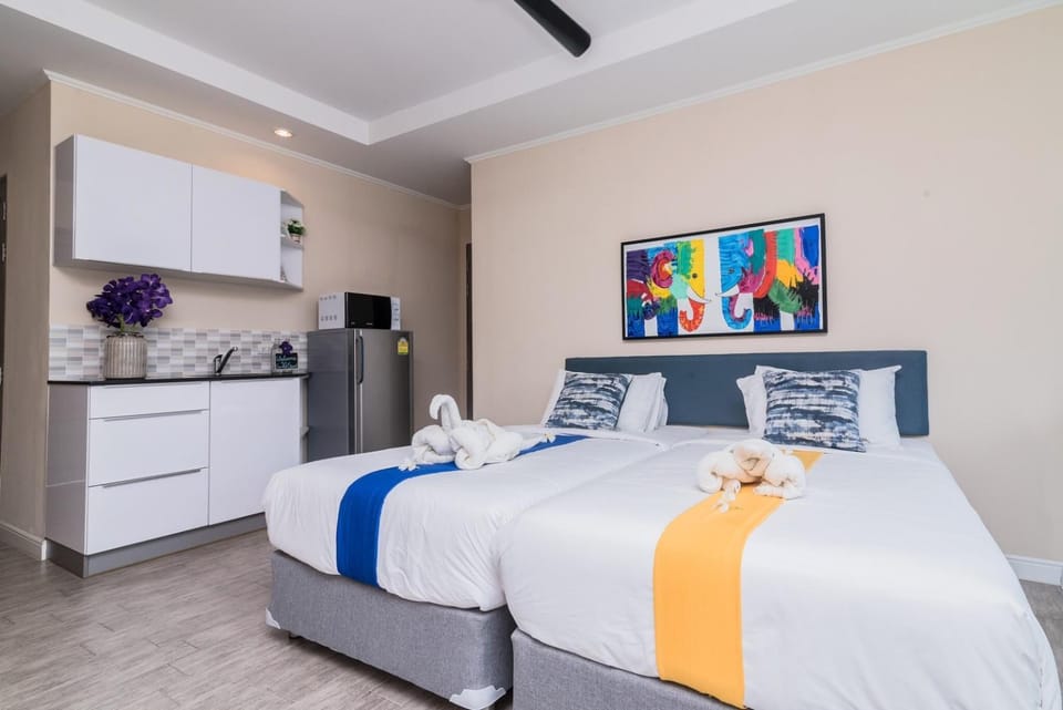 Surf & Sand Resort Hotel in Nong Kae