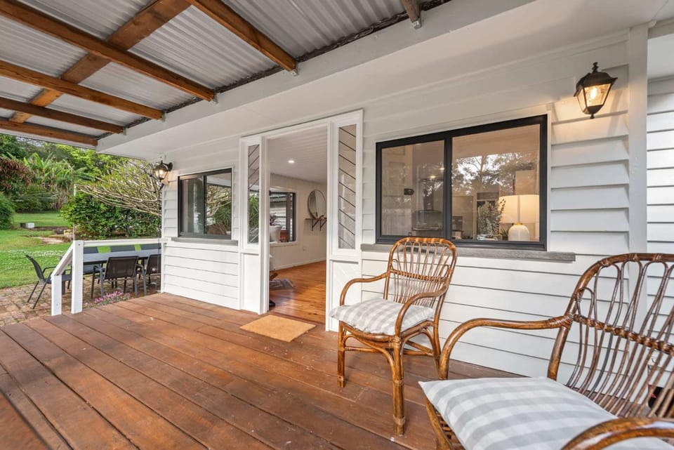 Mahali House - 5 Bedroom Holiday House House in Ravensbourne