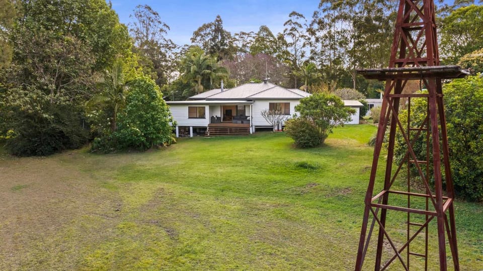 Mahali House - 6 Bedroom Holiday House House in Ravensbourne