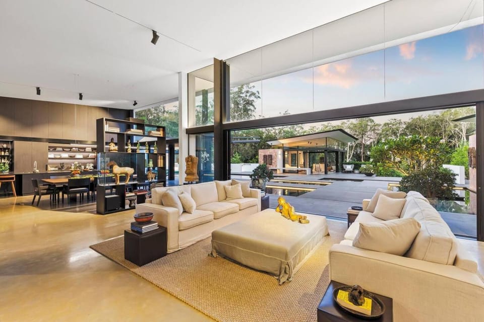 Villa Luxury Beckmans with Pool House in Tewantin