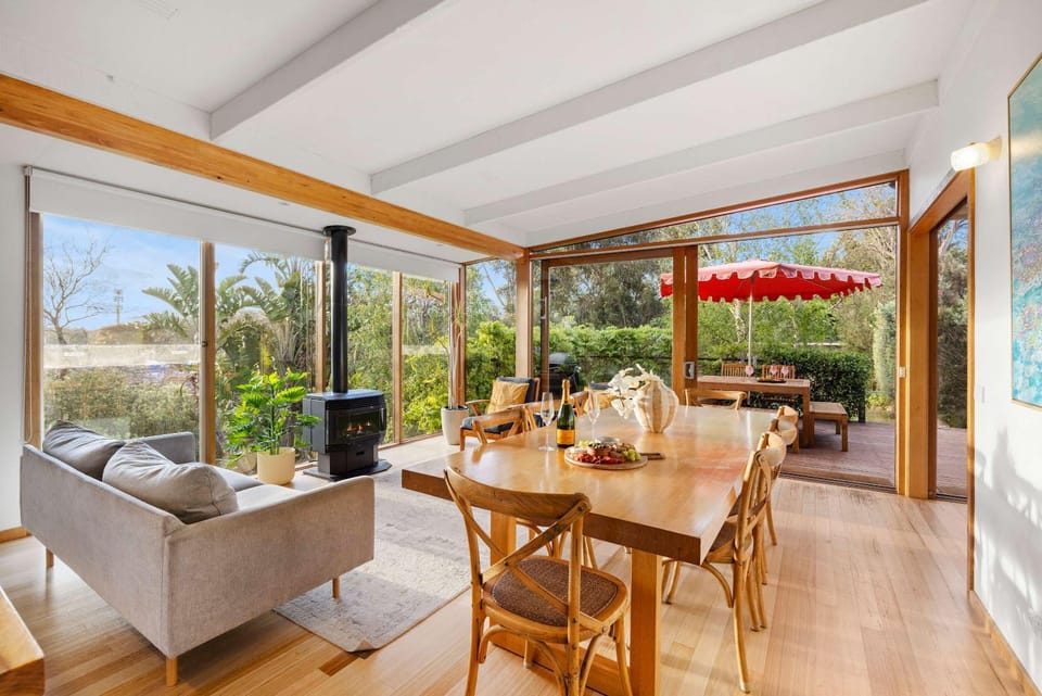 Day, Living room, Garden view