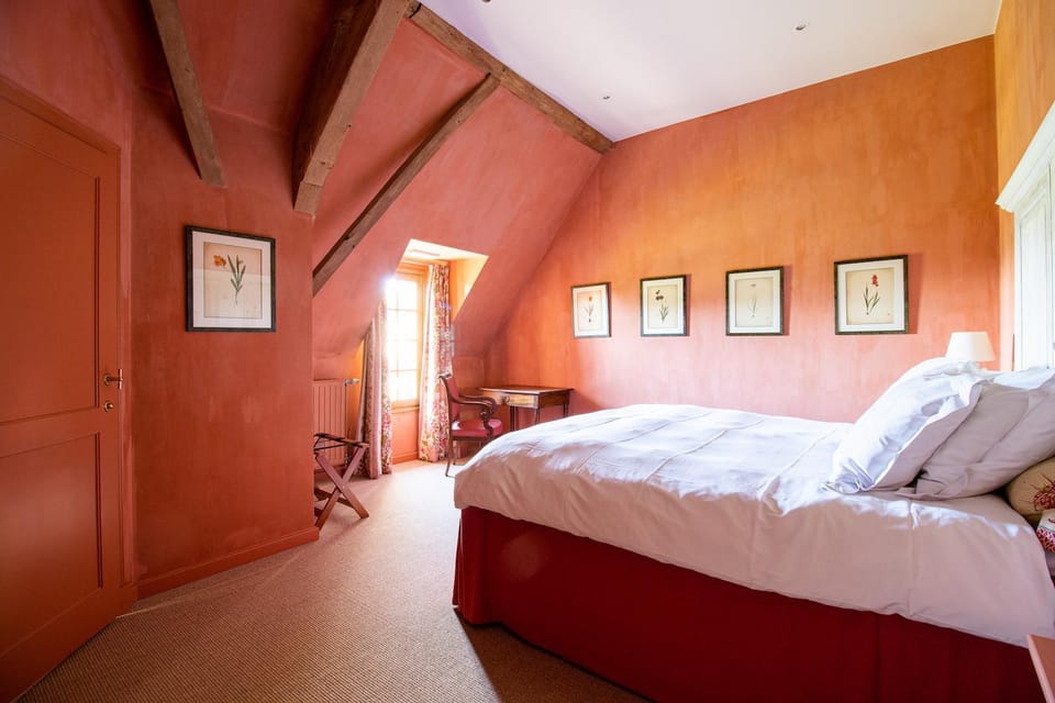 Bed, Photo of the whole room