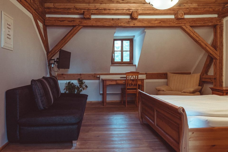 Photo of the whole room