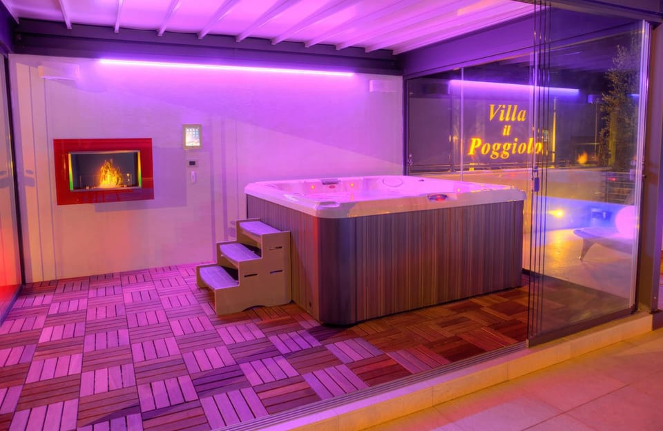 Night, Hot Tub, Swimming pool