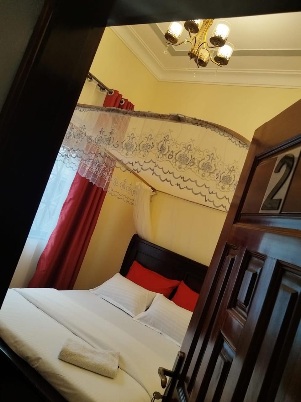 Mula's Suites Motel Hotel in Uganda