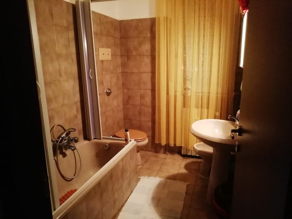 Aeroporto room Bed and Breakfast in Lombardy