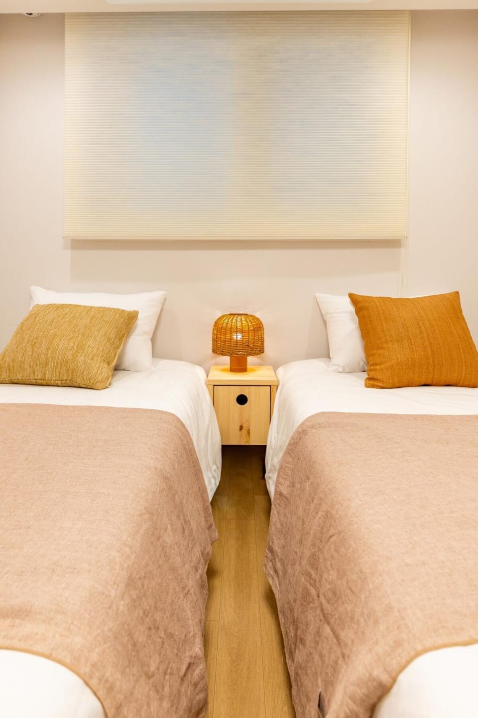 Jongno Hyehwa Station ,DDP 4 min, Myeongdong 8 min , Gyeongbokgung Palace, Free parking, Free luggage storage Apartment in Seoul