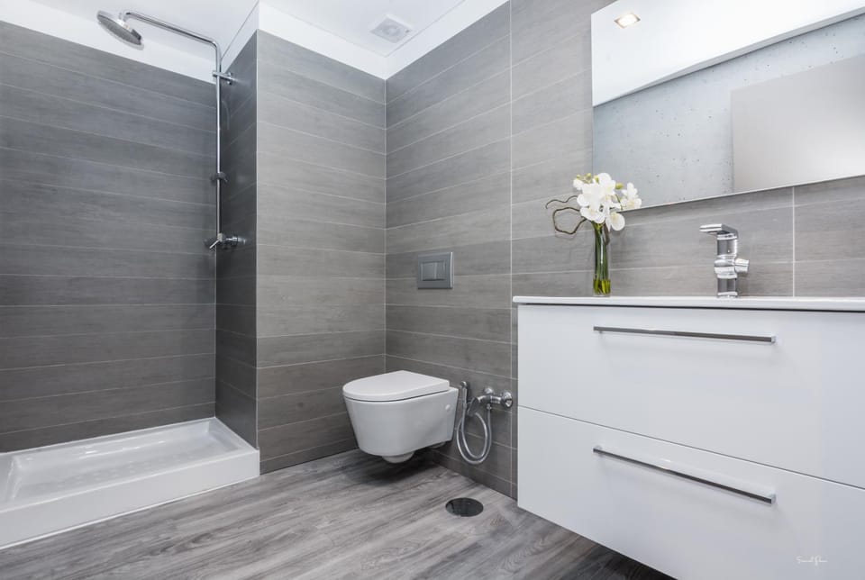 Shower, Toilet, Bathroom