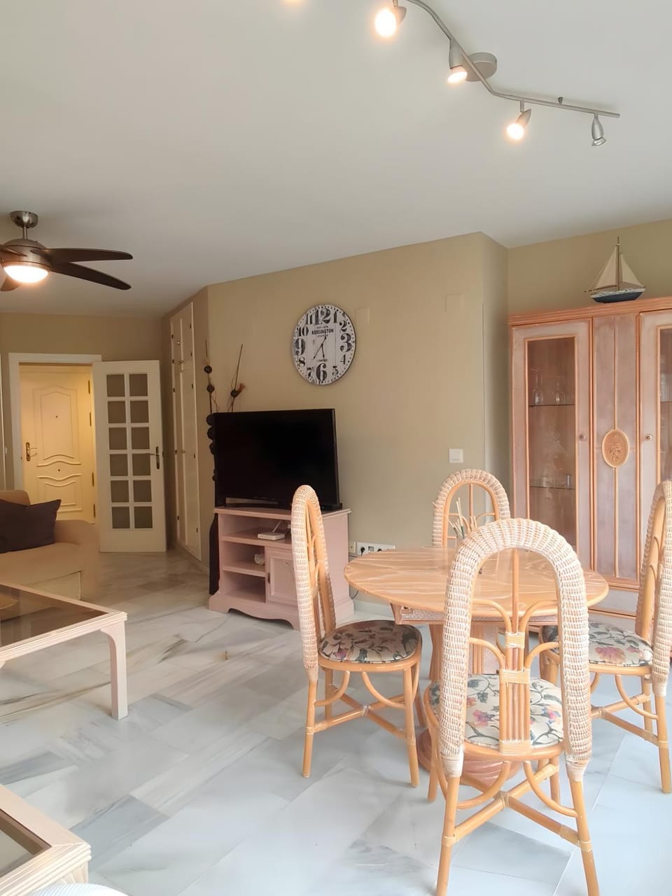 Property building, Living room